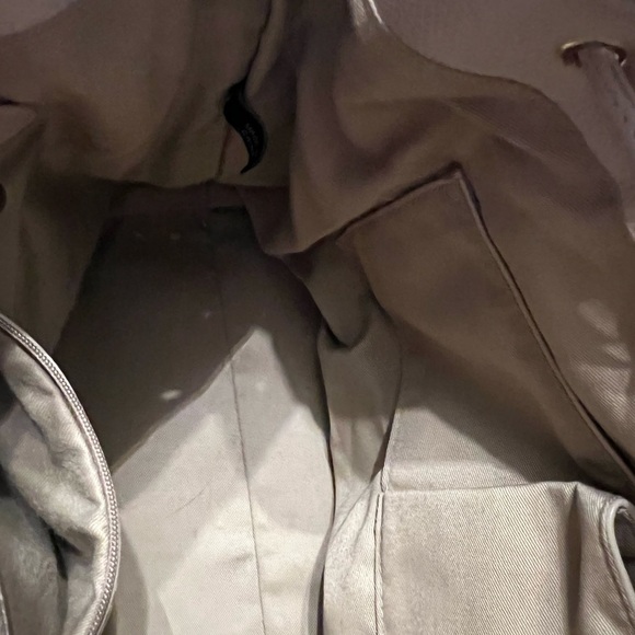 Ora Delphine bucket bag with makeup case - Picture 11 of 11